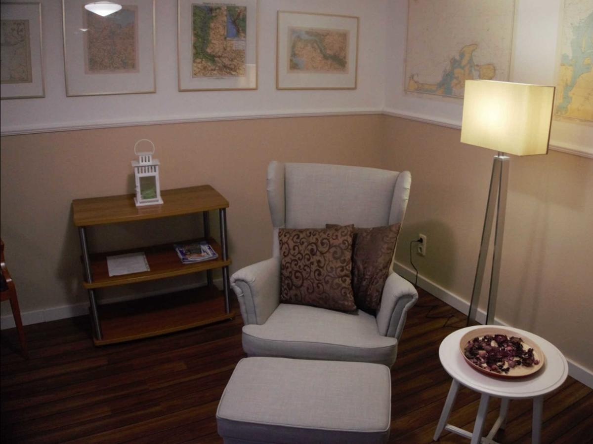 _ Kartenraum _ Objek Apartment *